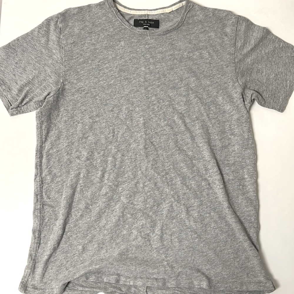 Rag and Bone men’s size large grey tee